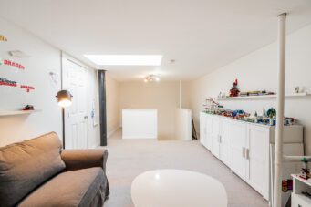 #12 - 4957 Marine Drive